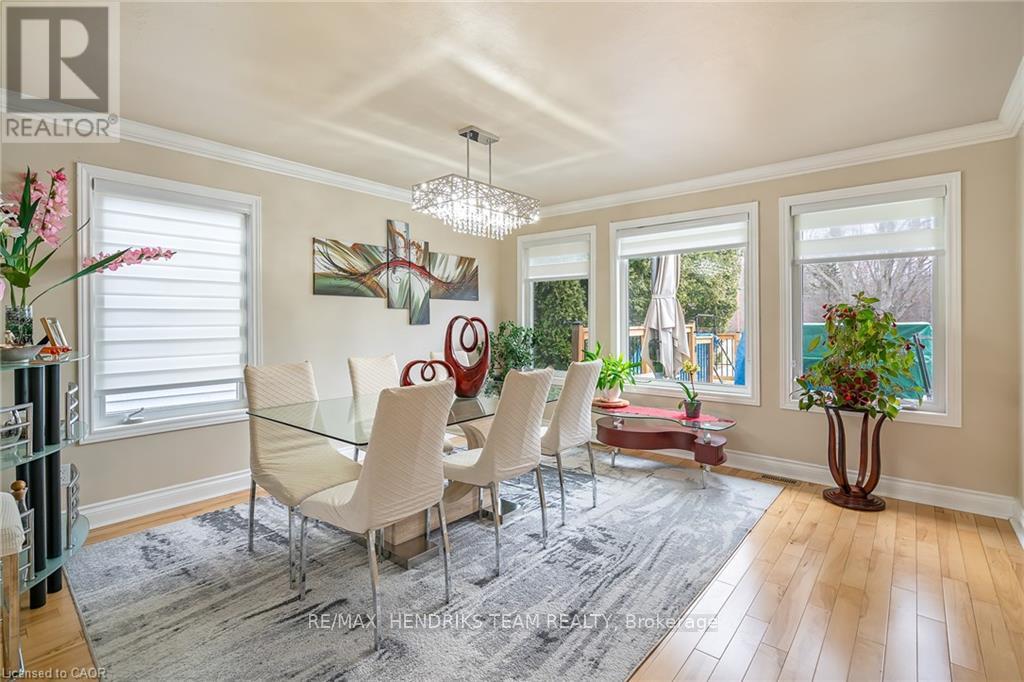 415 Riverside Drive, Welland, Ontario  L3C 5E8 - Photo 8 - X12382211