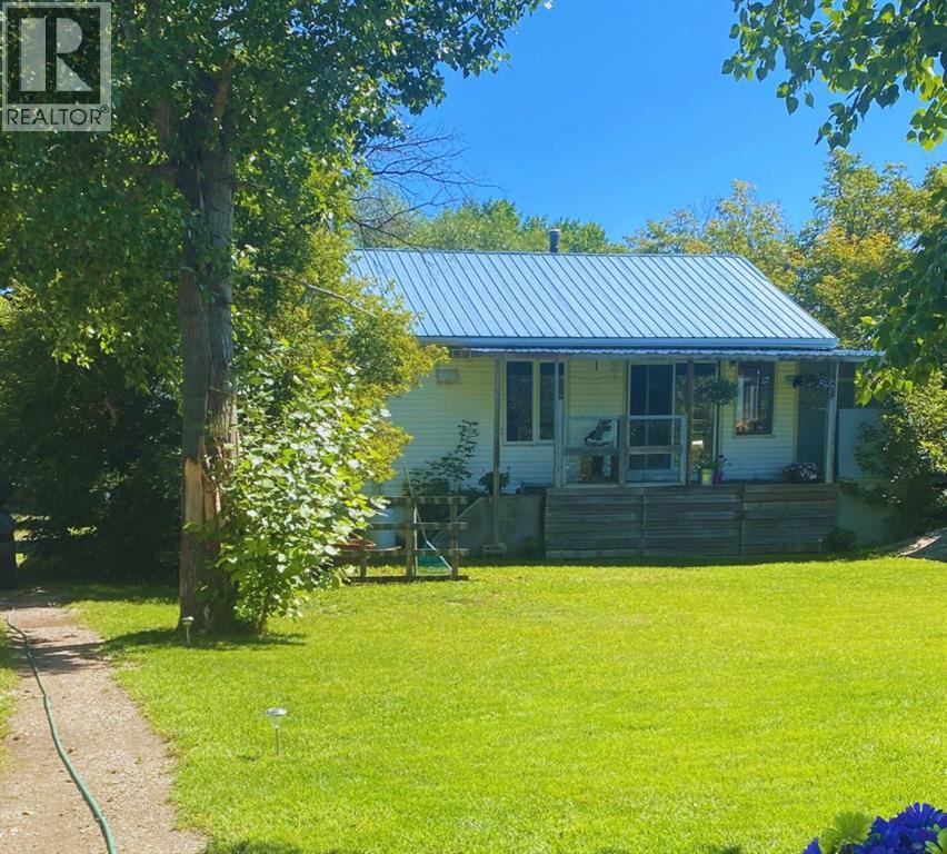 1 Alberta Avenue, Sunnyslope, Alberta  T0M 1J0 - Photo 2 - A2254351