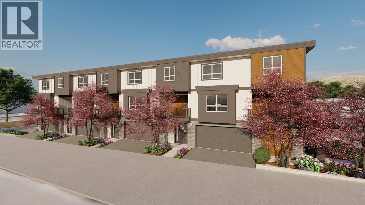 Main North Fourplex for sale:  3 bedroom 1,179 sq.ft. (Listed 2025-09-04)