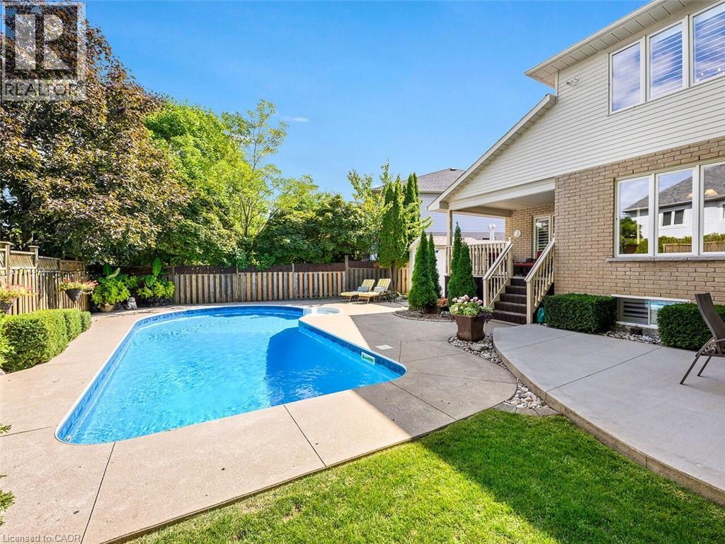 2026 Waterbridge Drive, Burlington, Ontario  L7M 4G6 - Photo 41 - 40763559
