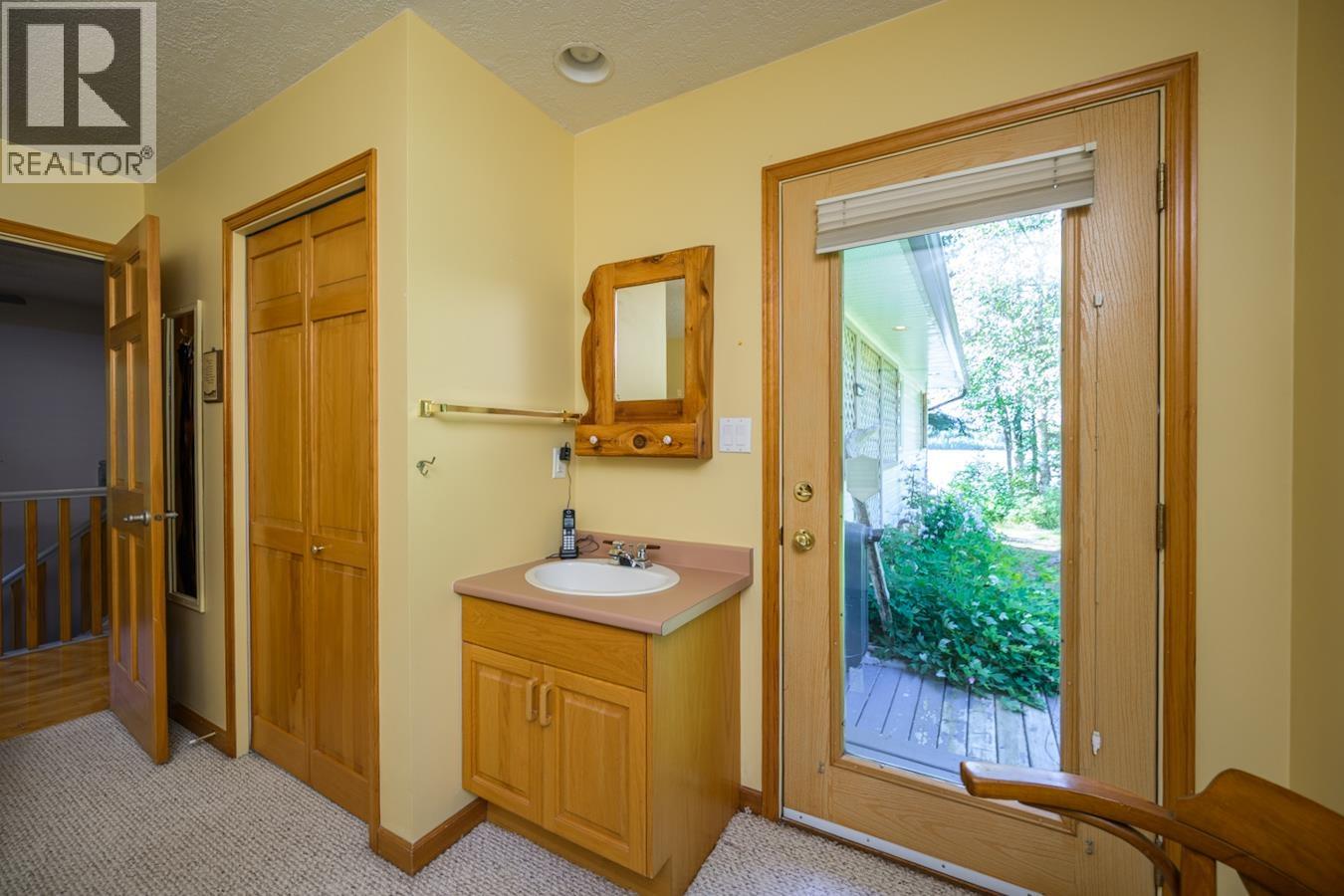 18045 Woods Road, Prince George, British Columbia  V2K 5K7 - Photo 17 - R3039503