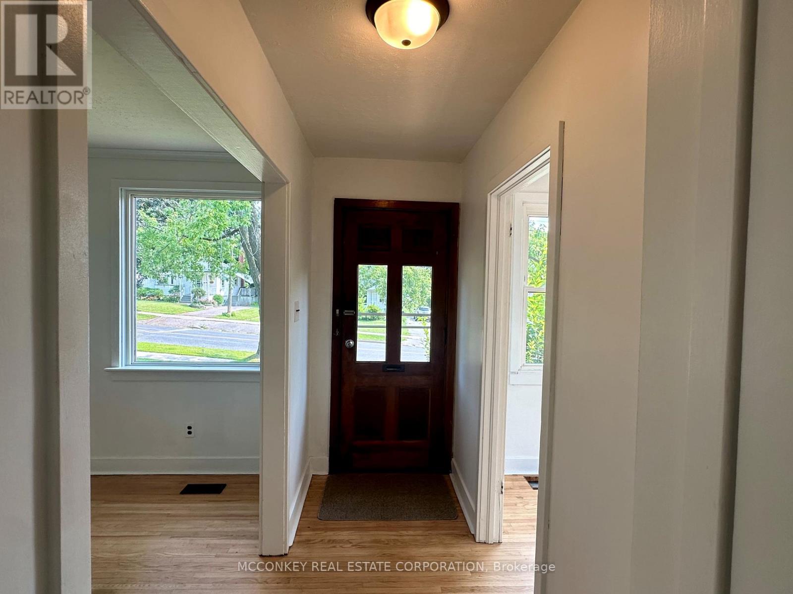 1033 Western Avenue, Peterborough, Ontario  K9J 5W5 - Photo 13 - X12382208