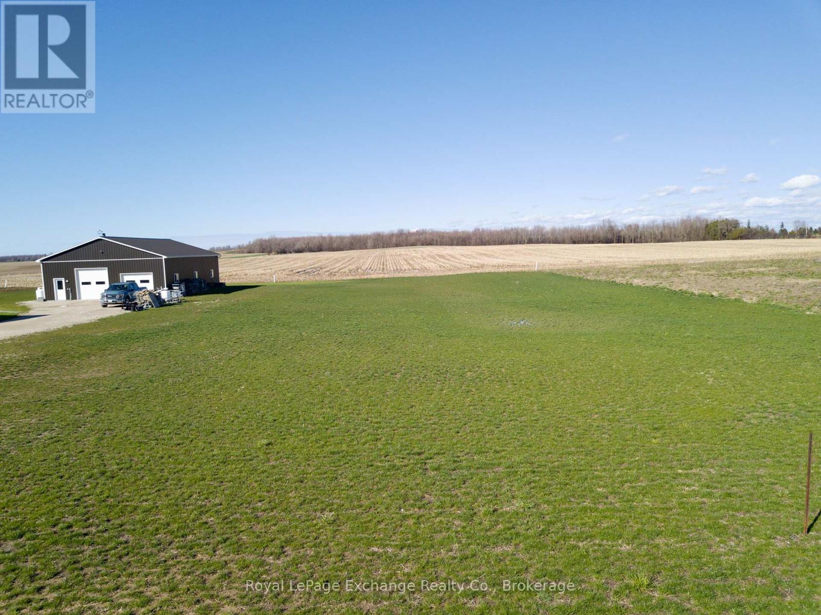 418 Hayes Lake Avenue, Huron-Kinloss, Ontario  N0G 2B0 - Photo 3 - X12382278