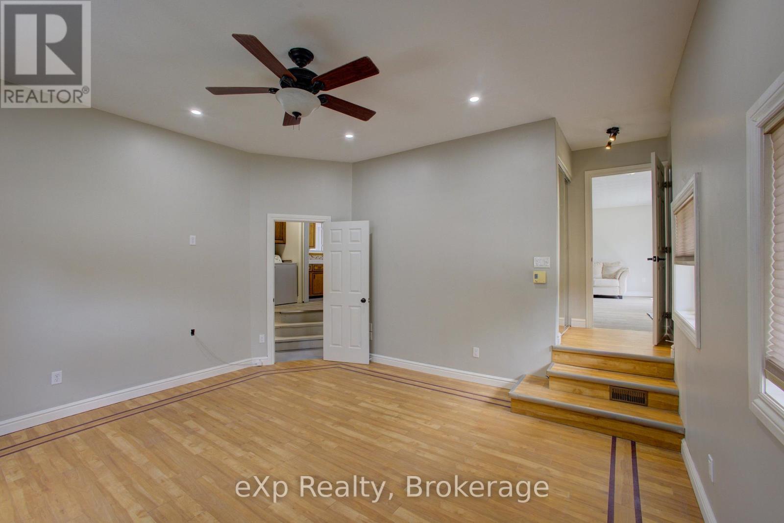 2033 Mill Street, Howick, Ontario N0G 1X0 - Photo 20 - X12382289