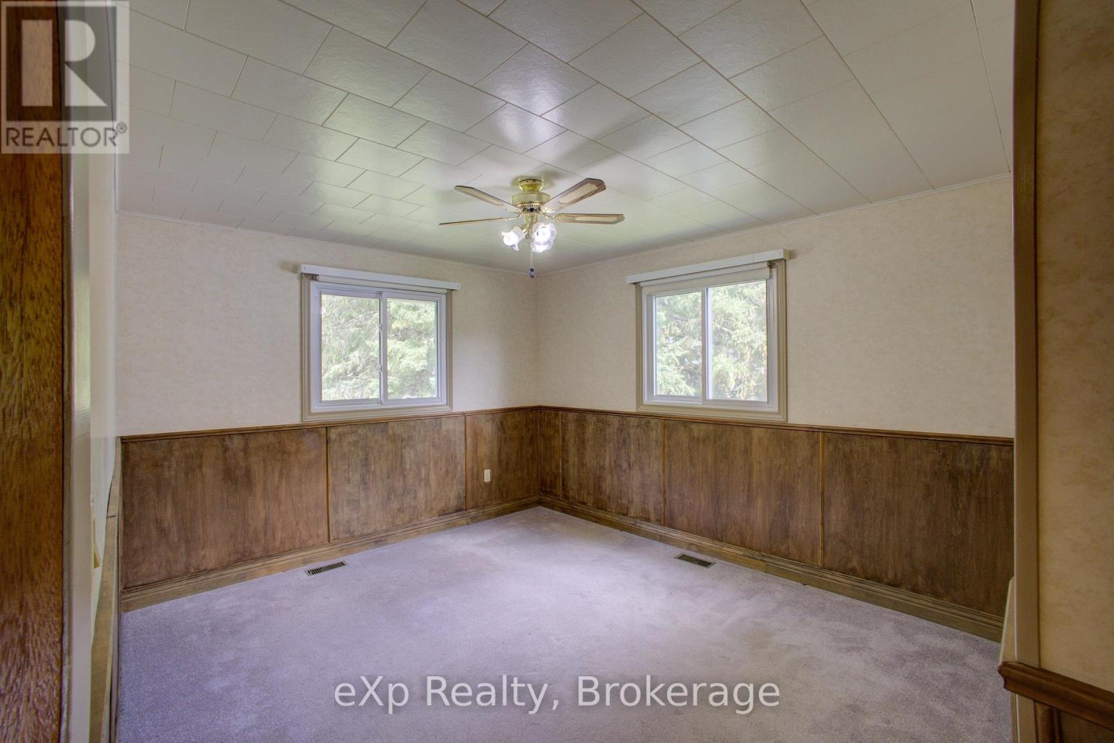 2033 Mill Street, Howick, Ontario N0G 1X0 - Photo 15 - X12382289