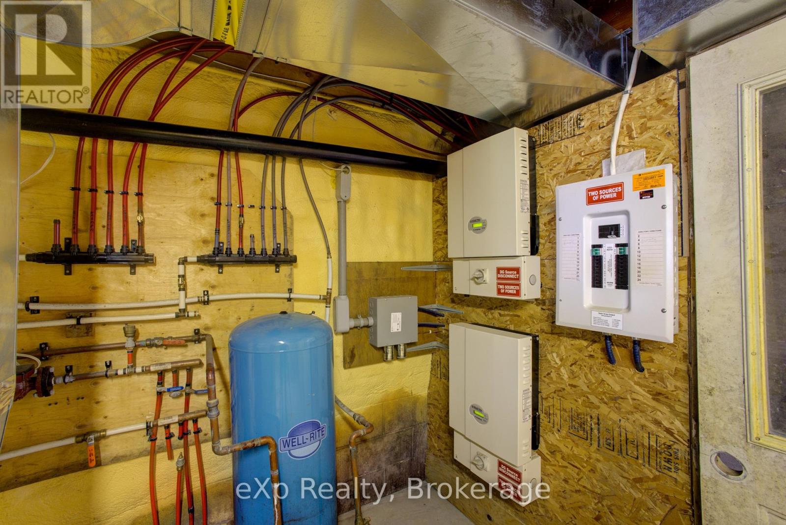 2033 Mill Street, Howick, Ontario N0G 1X0 - Photo 38 - X12382289