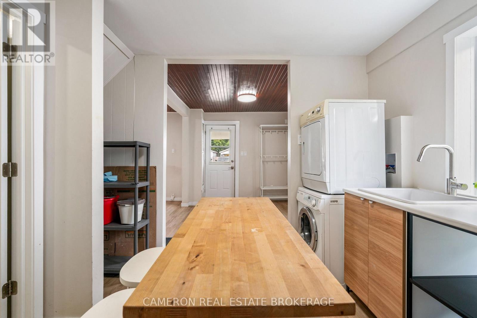 37 Cartier Avenue, Cornwall, Ontario  K6J 4B3 - Photo 17 - X12382209