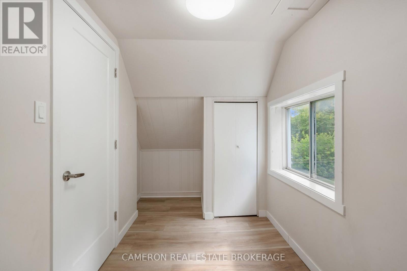 37 Cartier Avenue, Cornwall, Ontario  K6J 4B3 - Photo 22 - X12382209