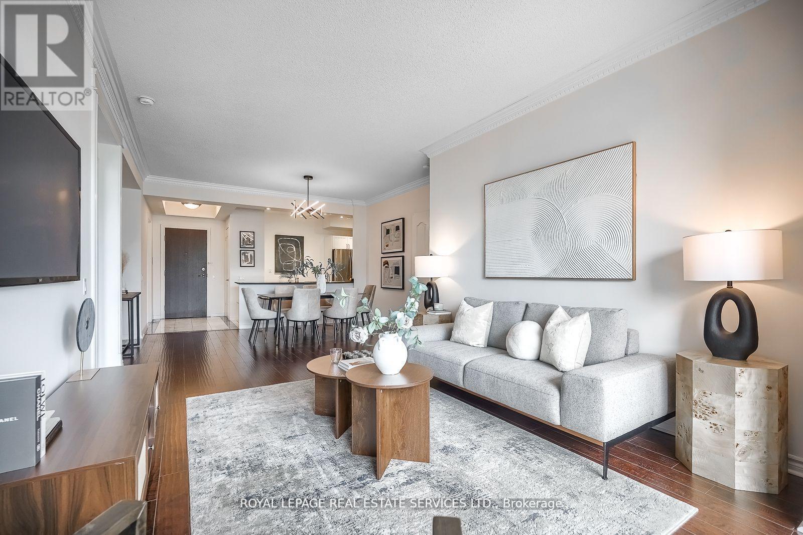 811 - 18 William Carson Crescent, Toronto, Ontario  M2P 2G6 - Photo 5 - C12382258