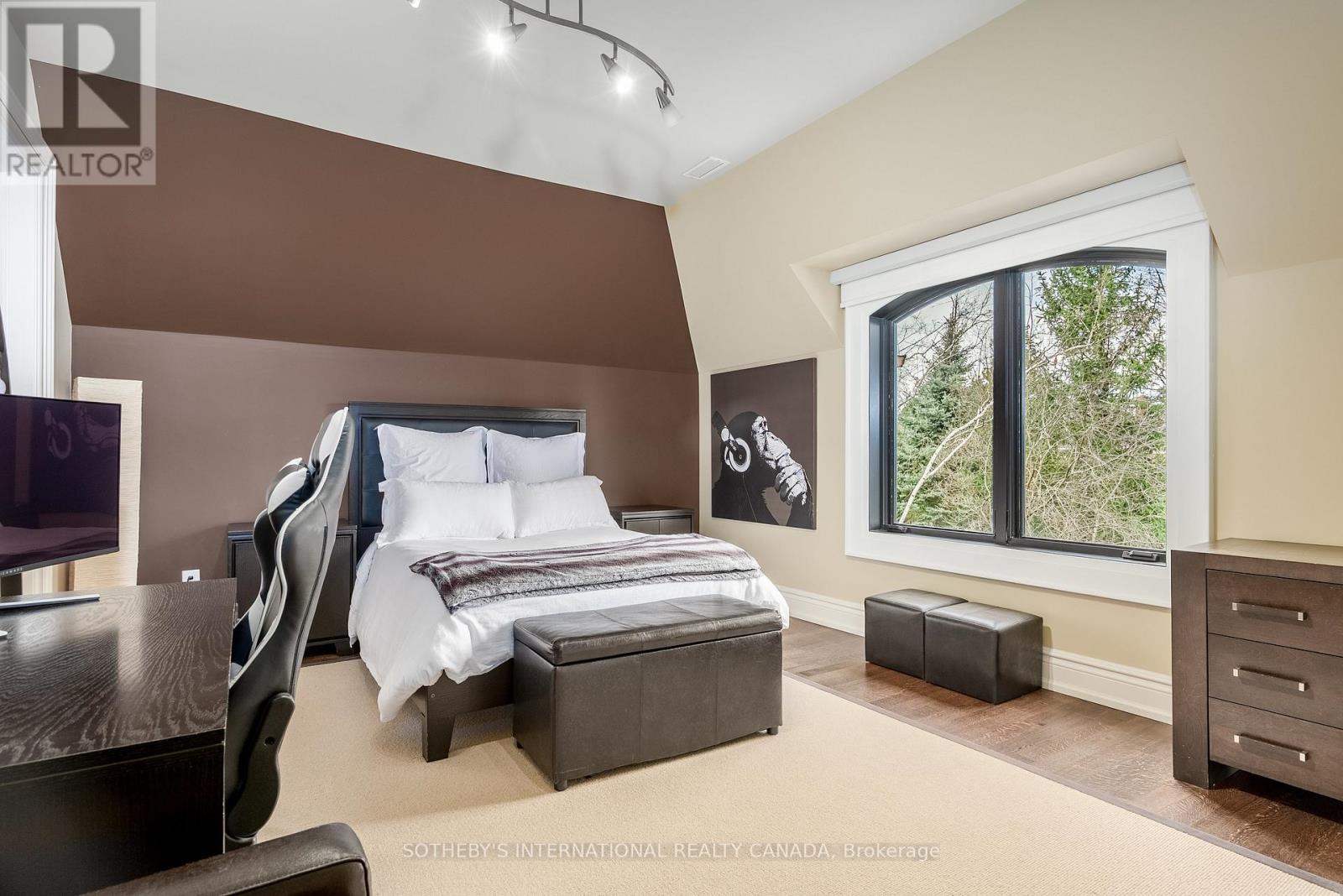 6 Bayview Wood, Toronto, Ontario  M4N 1R7 - Photo 31 - C12382263