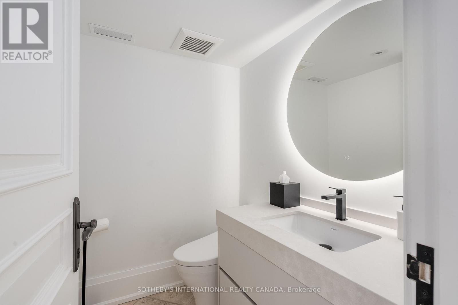 6 Bayview Wood, Toronto, Ontario  M4N 1R7 - Photo 37 - C12382263