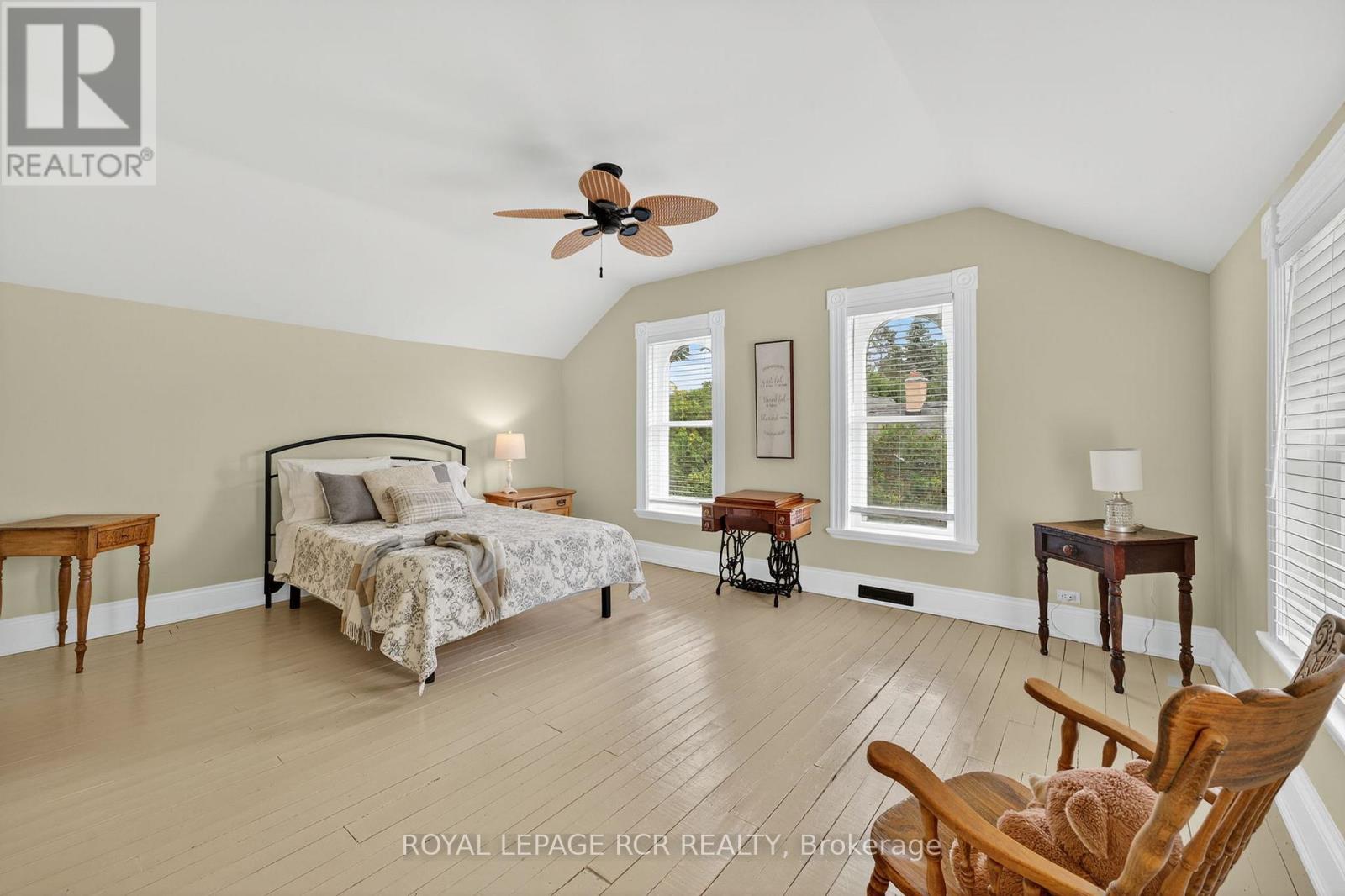 36 Main Street, East Gwillimbury, Ontario  L0G 1M0 - Photo 28 - N12382281