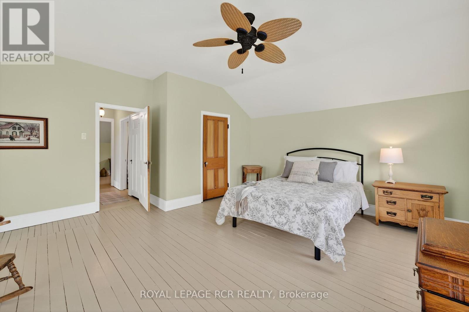 36 Main Street, East Gwillimbury, Ontario  L0G 1M0 - Photo 30 - N12382281