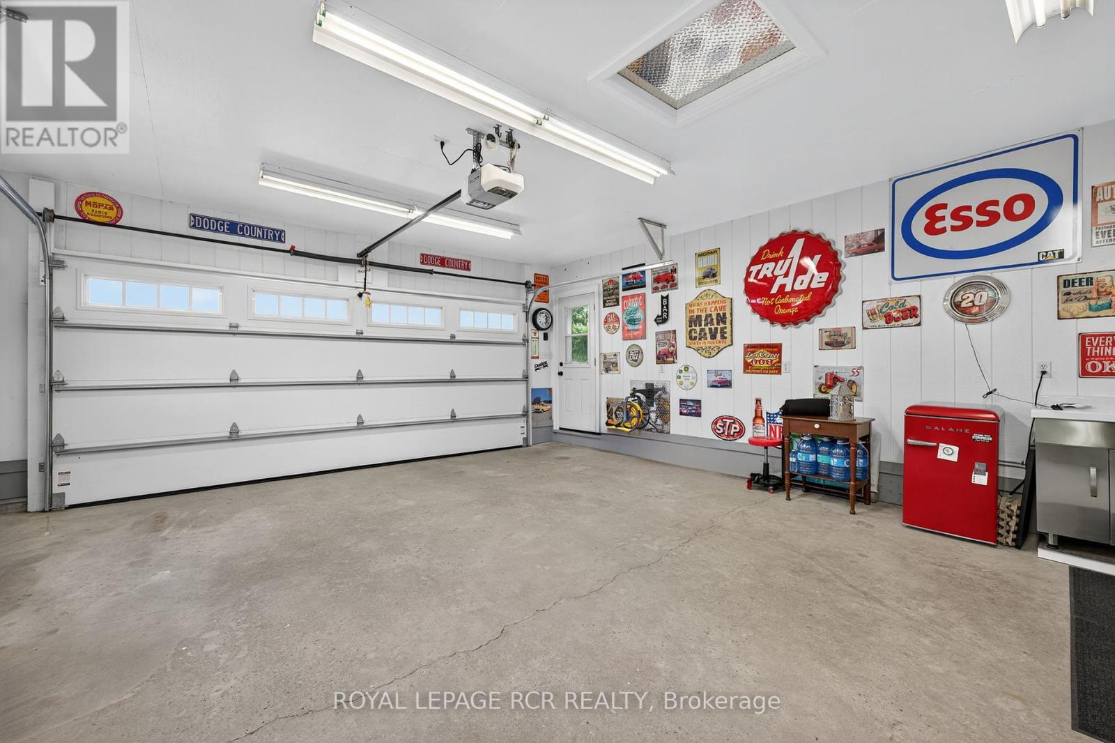 36 Main Street, East Gwillimbury, Ontario  L0G 1M0 - Photo 38 - N12382281