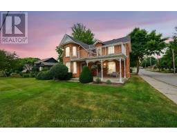 36 Main Street, East Gwillimbury (Mt Albert), Ca