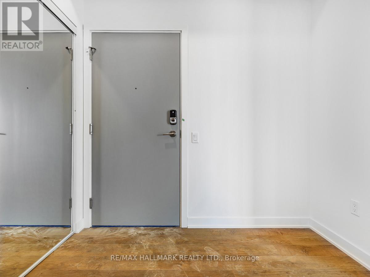 2505 - 30 Upper Mall Way, Vaughan, Ontario  L4J 0L7 - Photo 4 - N12382288