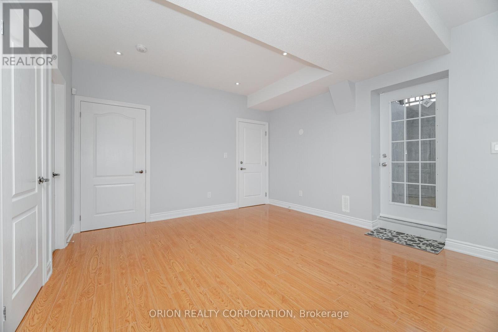 802 Miltonbrook Crescent, Milton, Ontario  L9T 8N3 - Photo 23 - W12382167