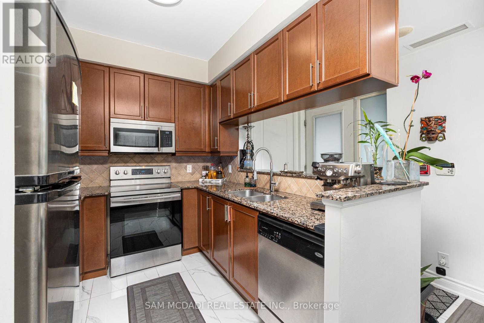 Th119 - 90 Absolute Avenue, Mississauga, Ontario  L4Z 0A1 - Photo 17 - W12382198