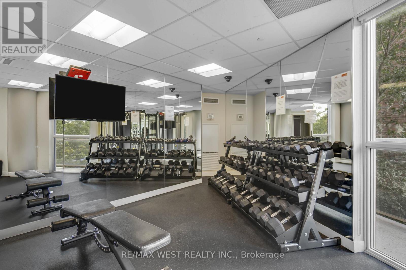 310 - 5101 Dundas Street W, Toronto, Ontario  M9A 5G8 - Photo 8 - W12382304