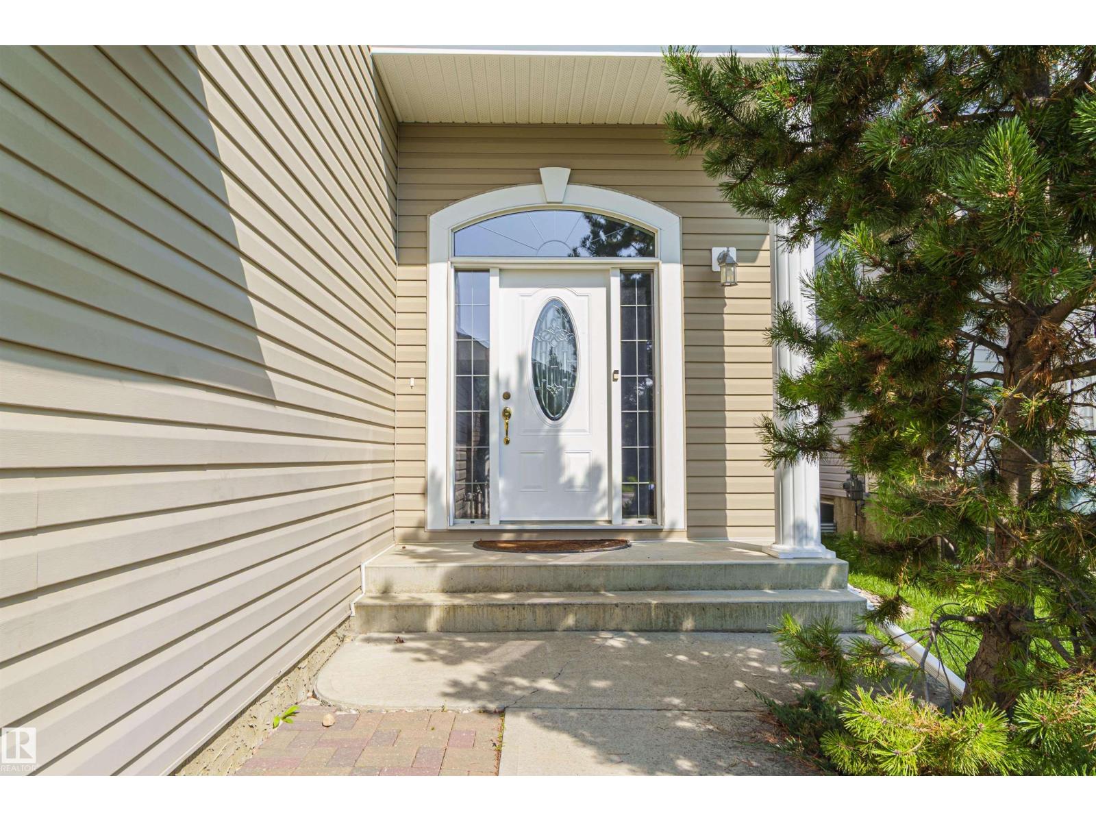536 Leger Wy Nw, Edmonton, Alberta  T6R 3T5 - Photo 3 - E4455751