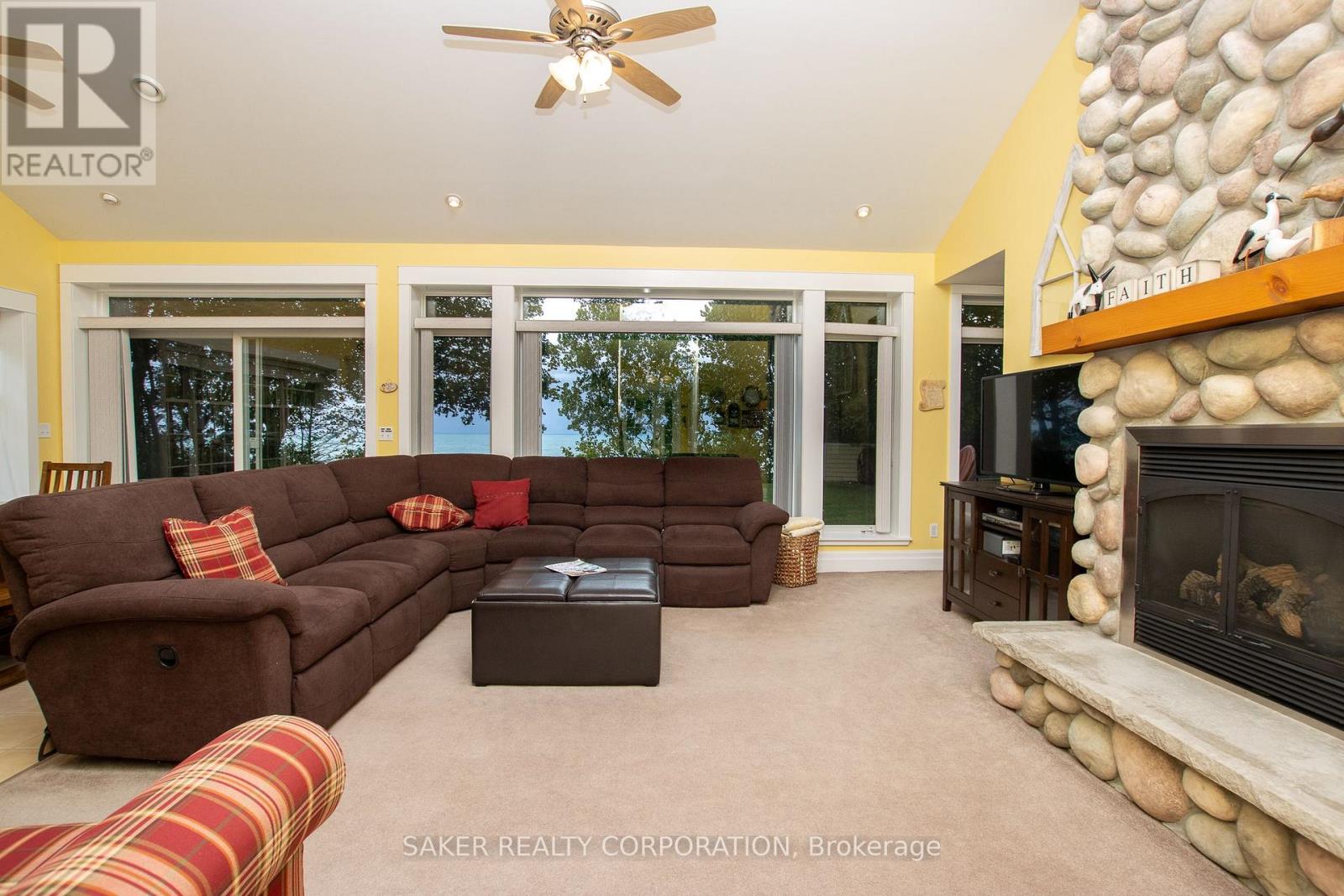 71247 Elizabeth Street, Bluewater (Hay), Ontario  N0M 1N0 - Photo 9 - X12382350