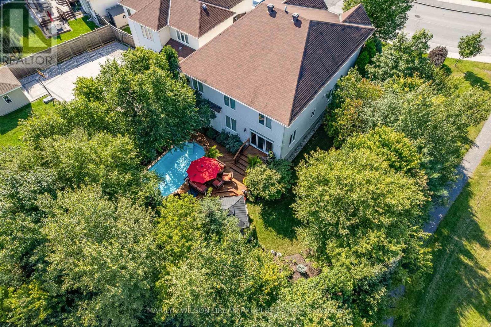 Property at 1095 HALTON TERRACE image 4