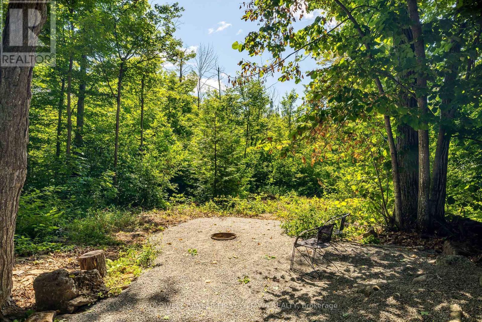 6779 Roger Stevens Drive, Montague, Ontario  K7A 4S6 - Photo 35 - X12382365