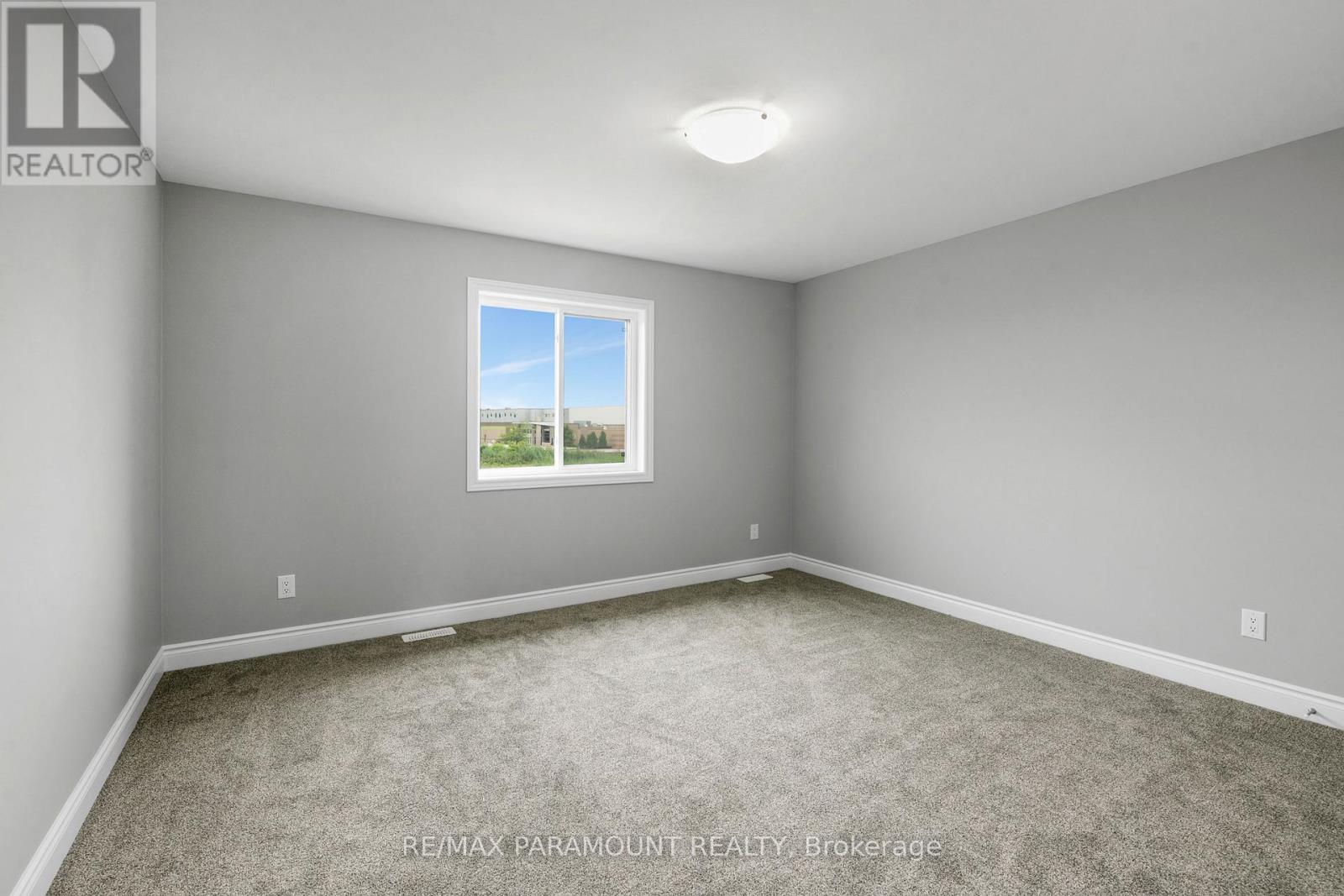 20 Betty Crescent, Chatham-Kent, Ontario  N7M 1C4 - Photo 13 - X12382164