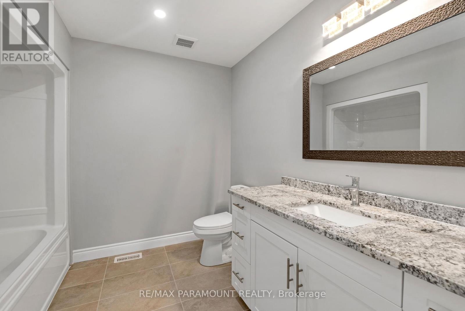 20 Betty Crescent, Chatham-Kent, Ontario  N7M 1C4 - Photo 15 - X12382164