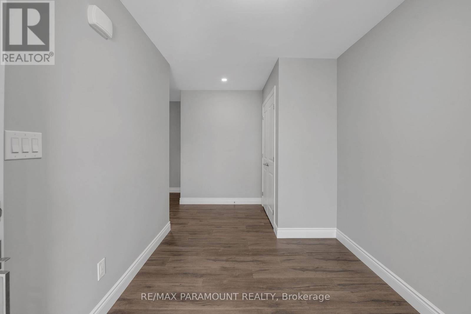 20 Betty Crescent, Chatham-Kent, Ontario  N7M 1C4 - Photo 2 - X12382164