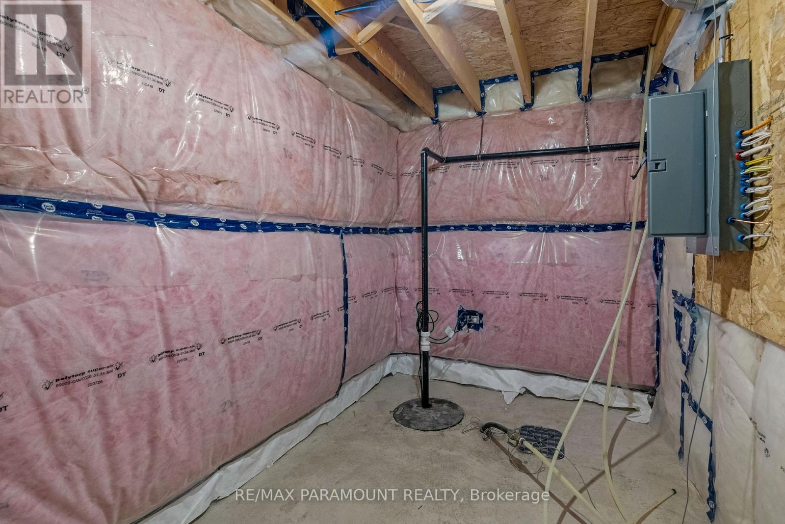 20 Betty Crescent, Chatham-Kent, Ontario  N7M 1C4 - Photo 22 - X12382164