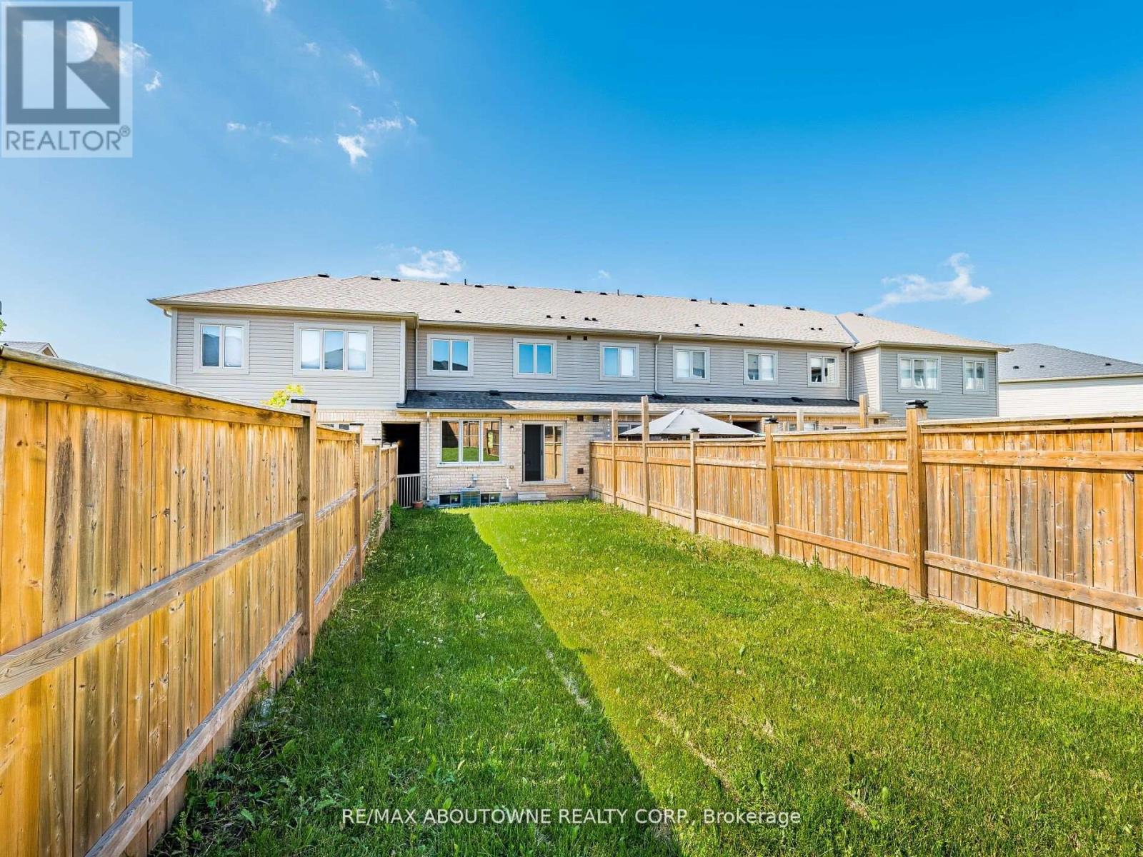 62 Skinner Drive, Guelph, Ontario  N1E 0E7 - Photo 46 - X12382251