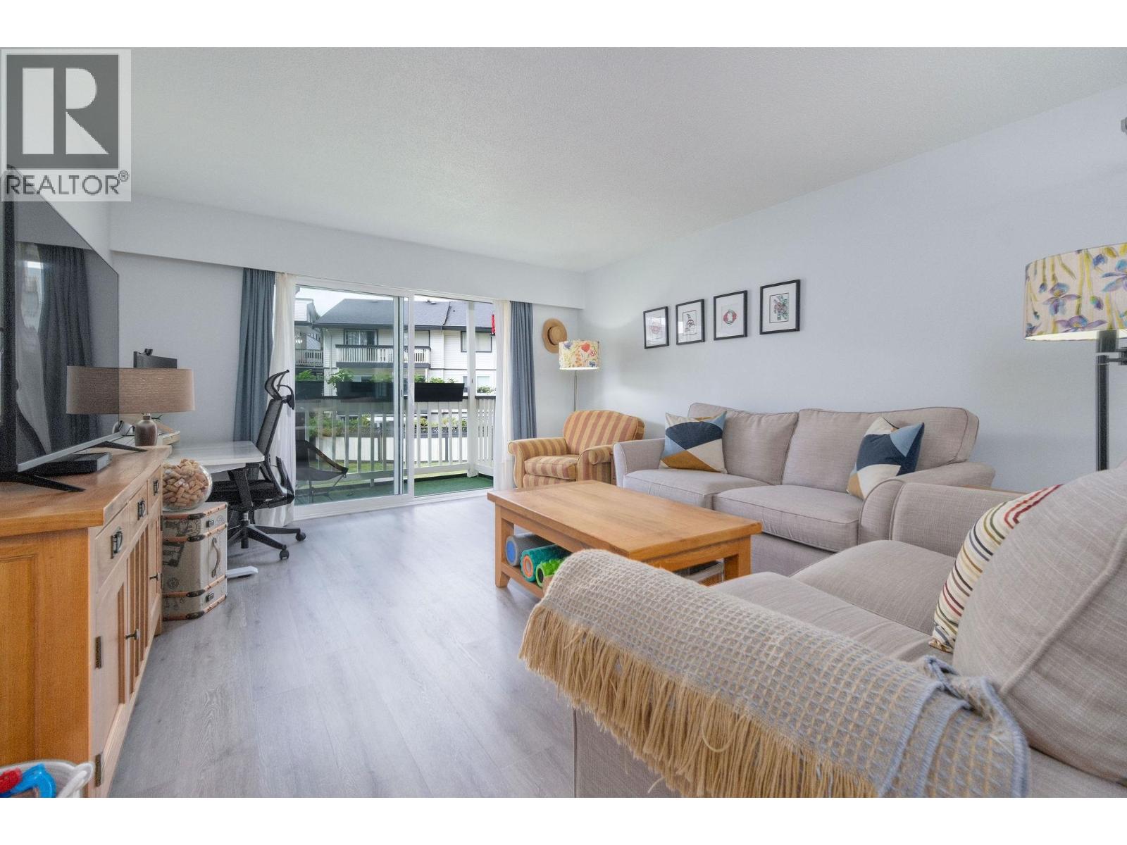 216 780 Premier Street, North Vancouver, British Columbia  V7J 2G8 - Photo 2 - R3043838