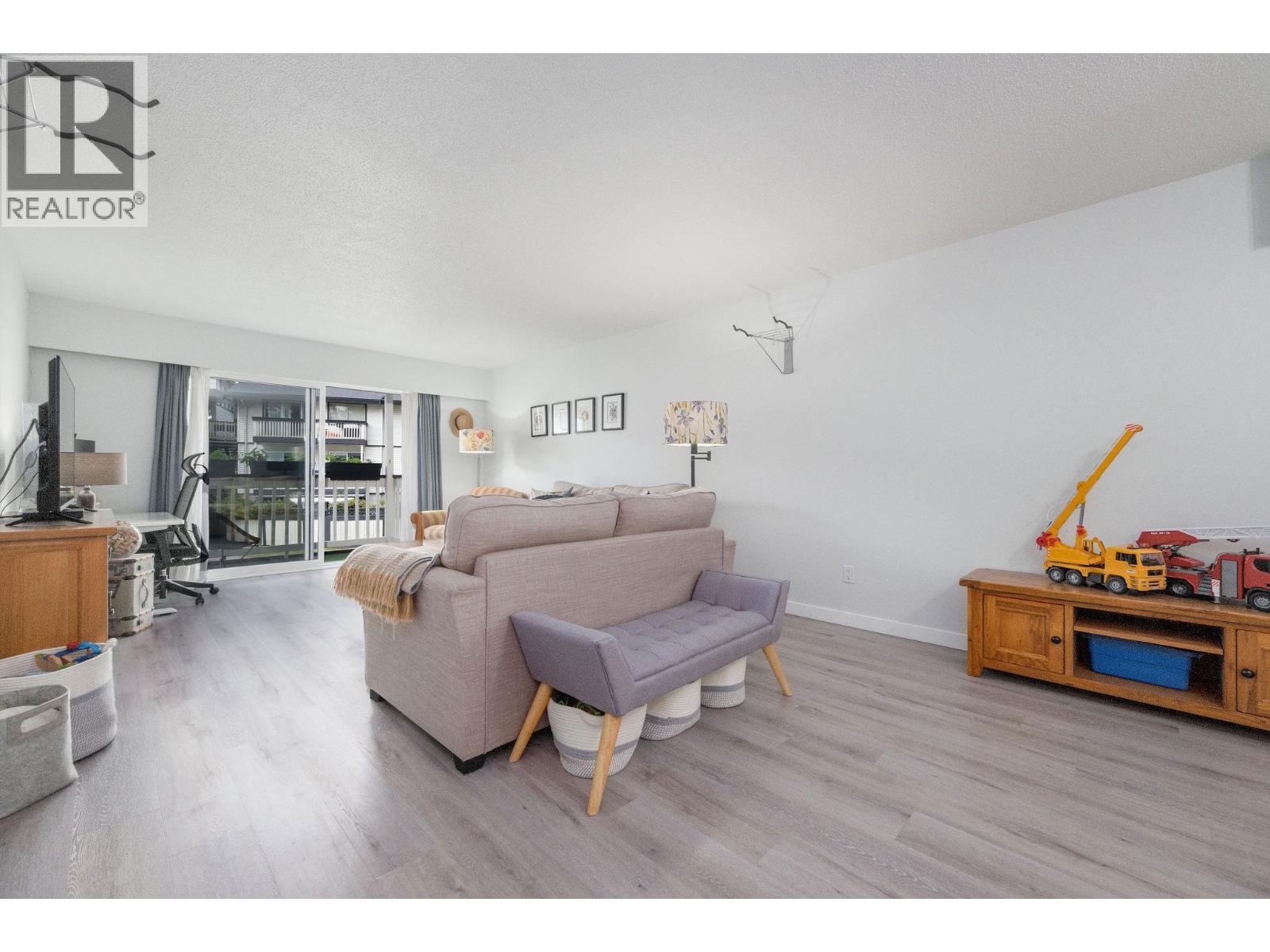 216 780 Premier Street, North Vancouver, British Columbia  V7J 2G8 - Photo 5 - R3043838