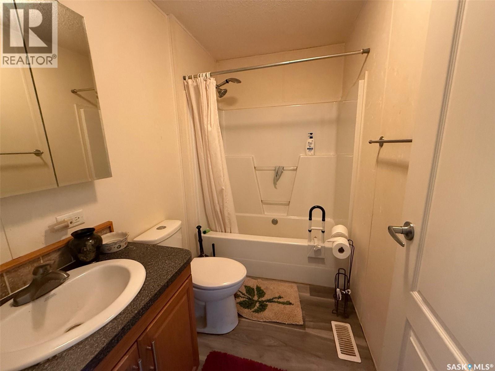 708 Main Street, Maymont, Saskatchewan  S0M 1T0 - Photo 14 - SK012084