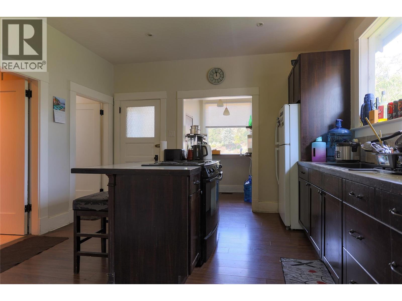 635 Victoria Street, Trail, British Columbia  V1R 3S9 - Photo 10 - 10360963
