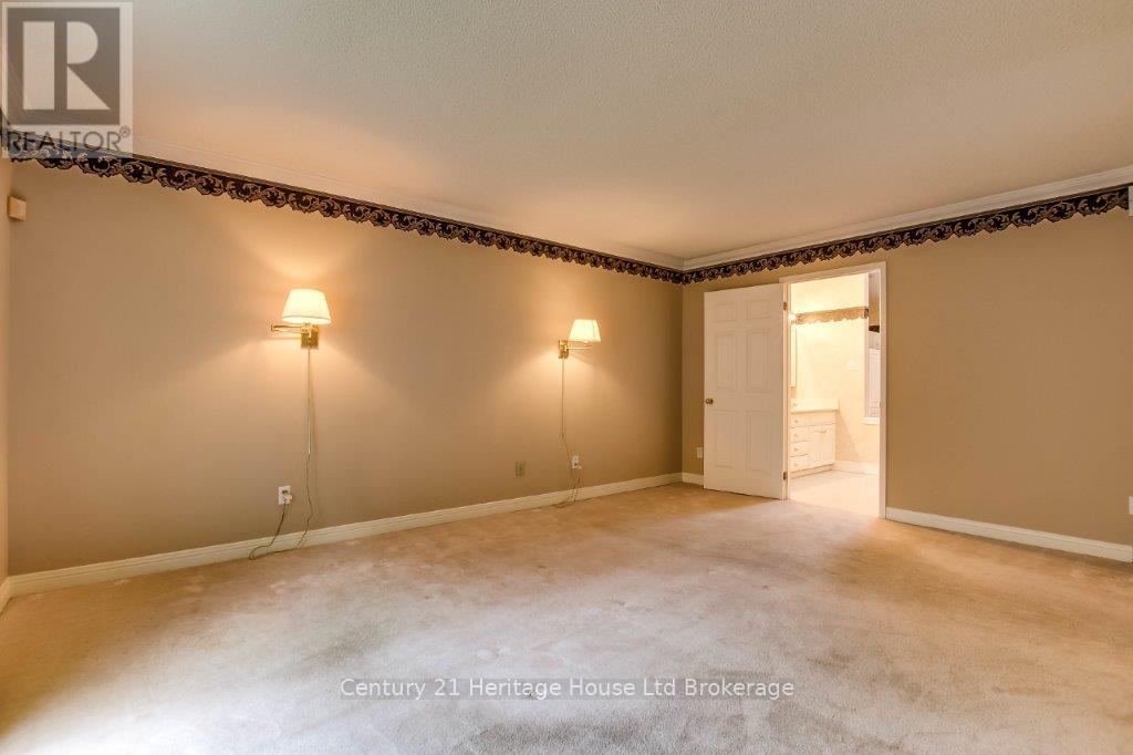 675 Lansdowne Avenue, Woodstock, Ontario  N4T 1K3 - Photo 15 - X12382339