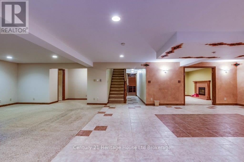 675 Lansdowne Avenue, Woodstock, Ontario  N4T 1K3 - Photo 27 - X12382339