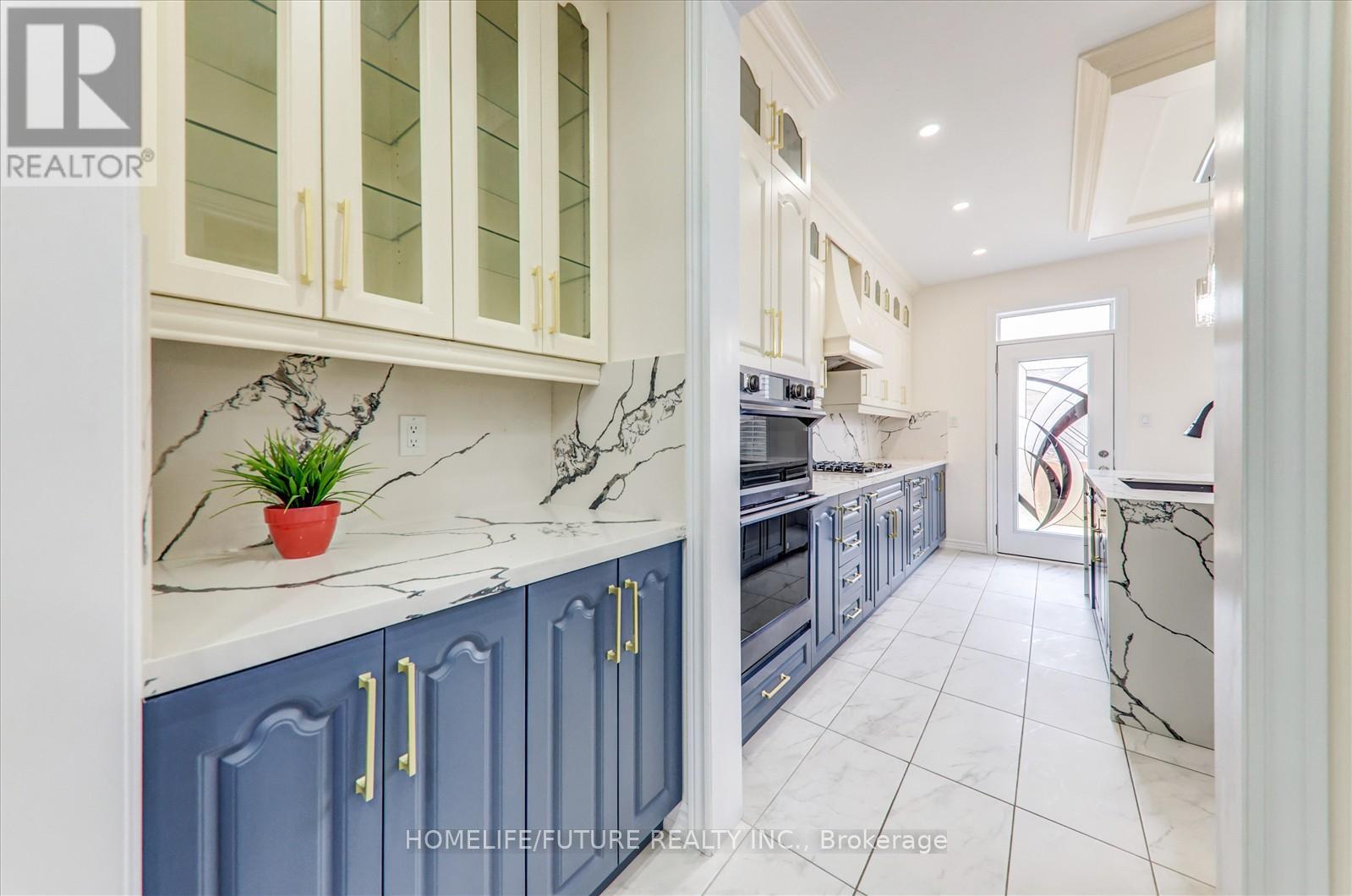 64 Swordfish Drive, Whitby, Ontario  L1P 0K5 - Photo 12 - E12382329