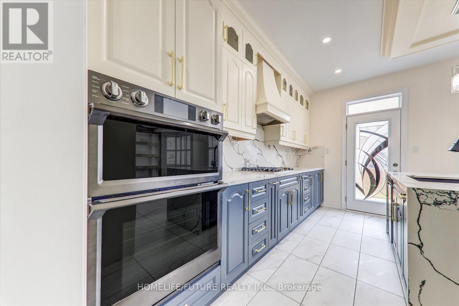 64 Swordfish Drive, Whitby, Ontario  L1P 0K5 - Photo 13 - E12382329