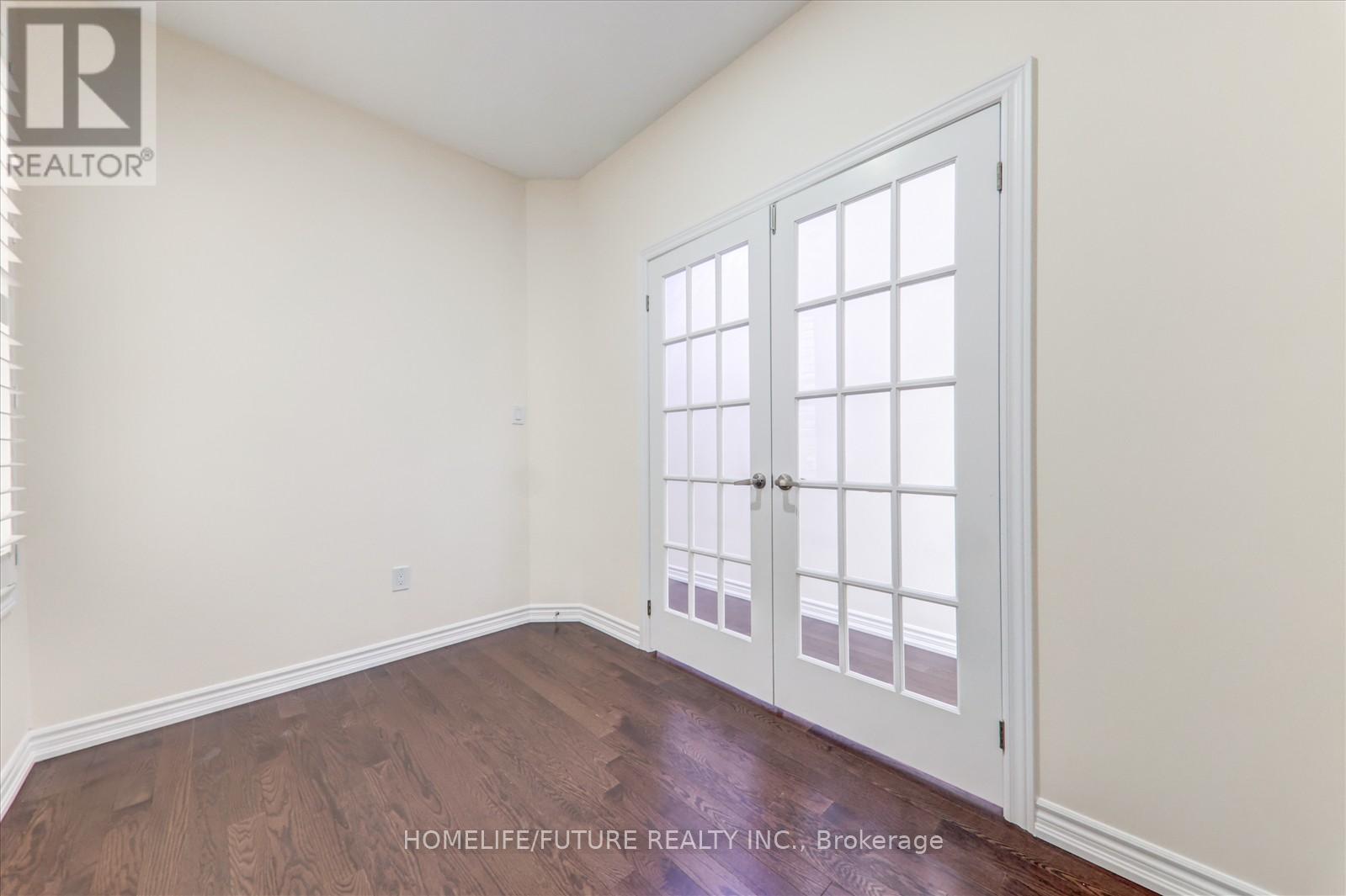 64 Swordfish Drive, Whitby, Ontario  L1P 0K5 - Photo 8 - E12382329