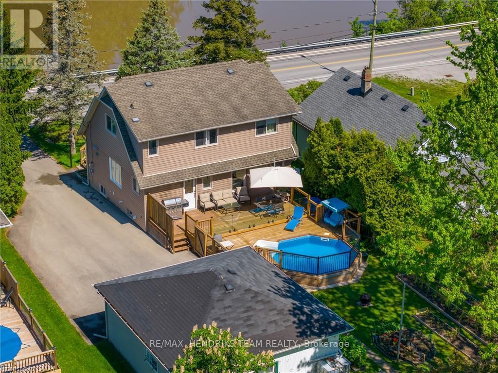415 Riverside Drive, Welland, Ontario  L3C 5E8 - Photo 44 - X12382211