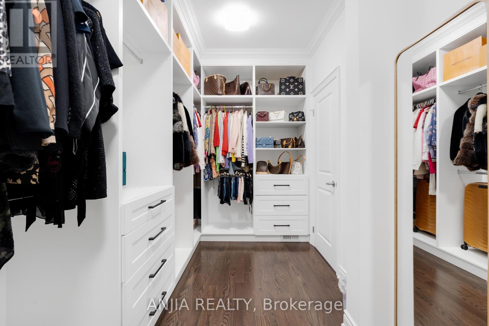 9 Mario Avenue, Markham, Ontario  L6C 0X8 - Photo 21 - N12382349