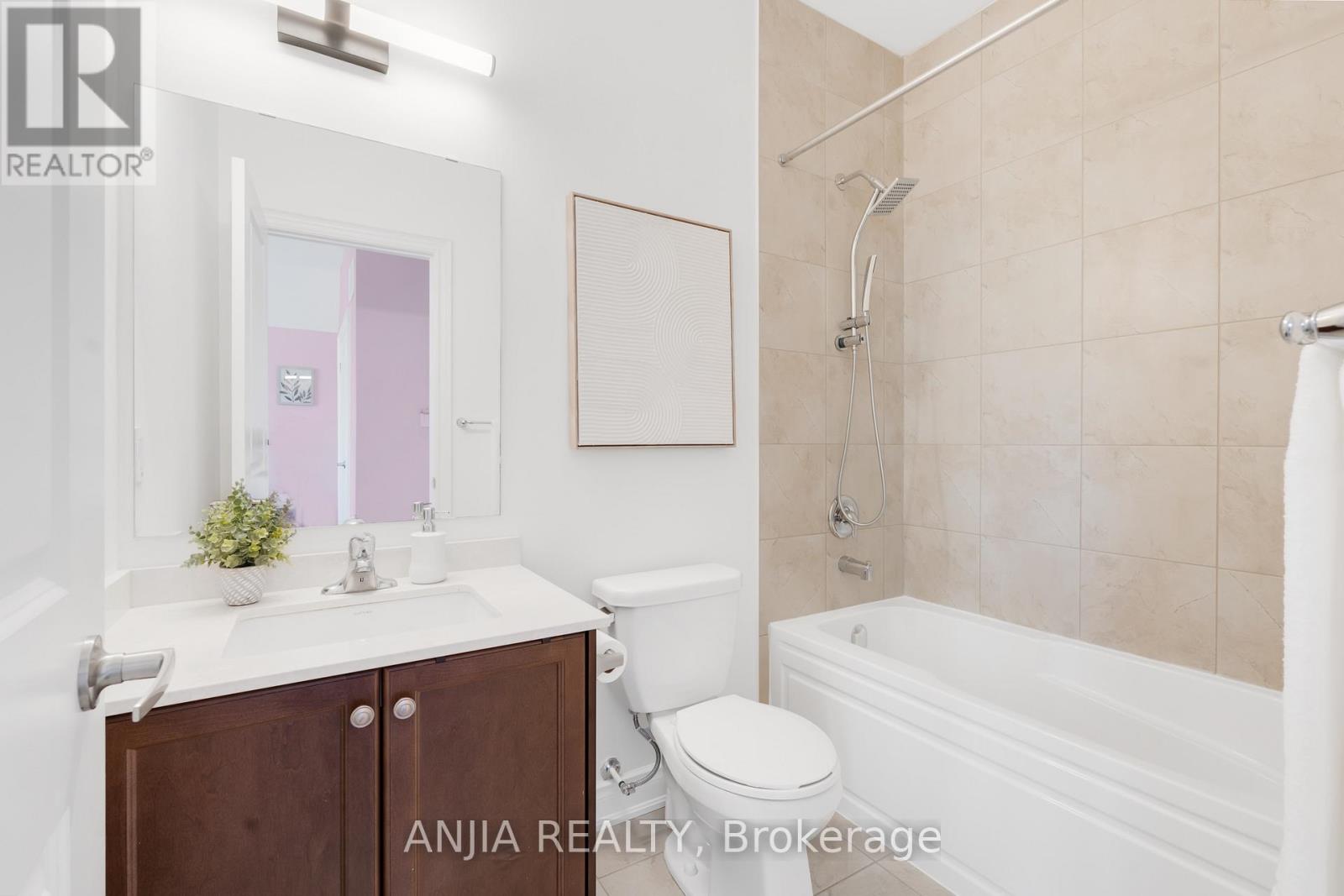 9 Mario Avenue, Markham, Ontario  L6C 0X8 - Photo 27 - N12382349