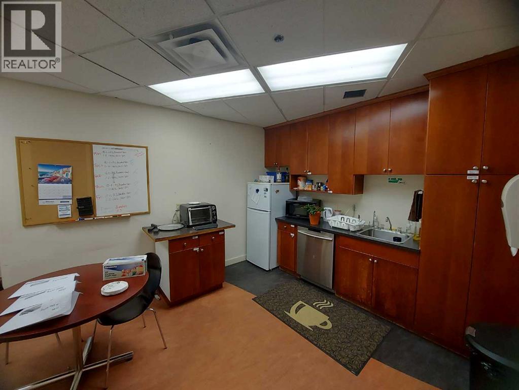 101, 4320 50 Avenue, Red Deer, Alberta  T4N 3Z6 - Photo 9 - A2086481