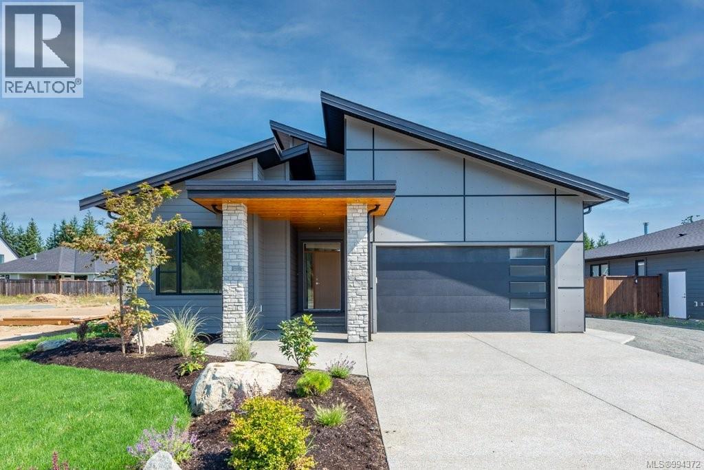 754 Sitka St, Campbell River, British Columbia