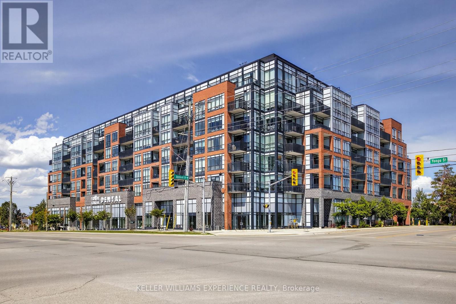 328 - 681 Yonge Street, Barrie, Ontario  L4N 4E8 - Photo 1 - S12382369
