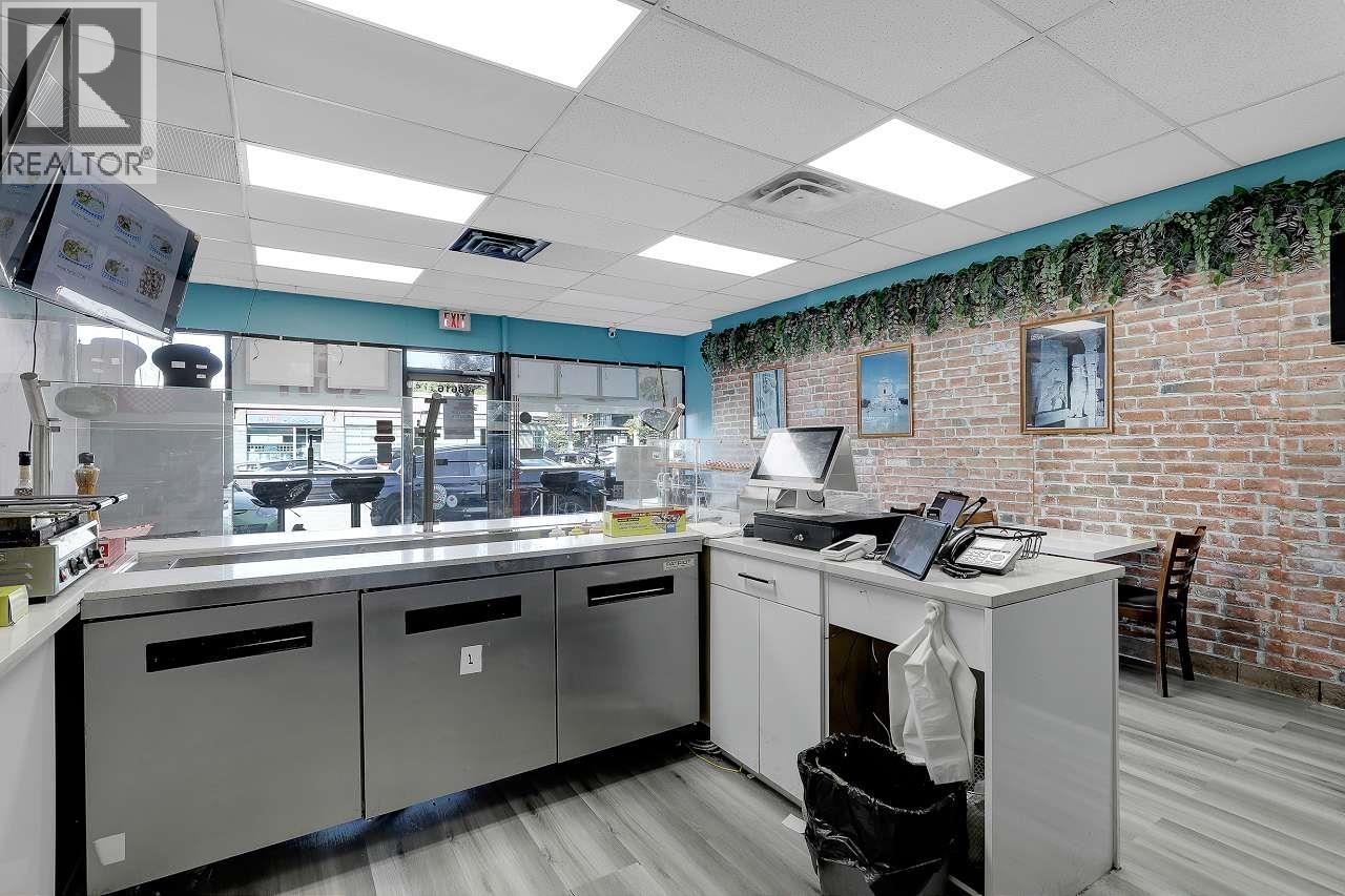 8616 Granville Street, Vancouver, British Columbia  V0V 0V0 - Photo 13 - C8071429