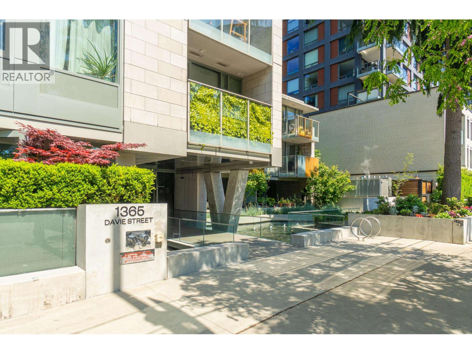 905 1365 Davie Street, Vancouver, British Columbia  V6E 1N5 - Photo 2 - R3043716