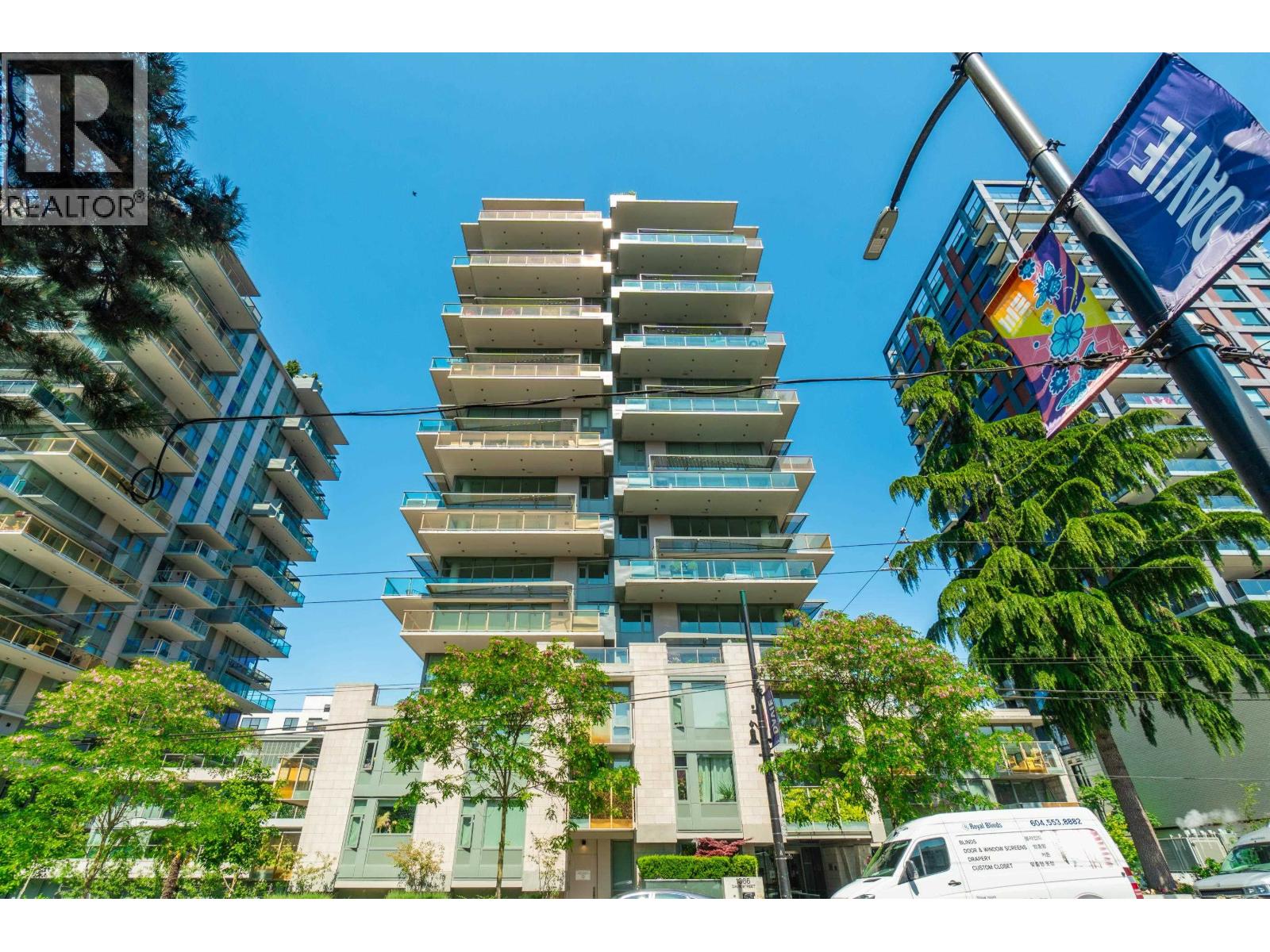 905 1365 Davie Street, Vancouver, British Columbia  V6E 1N5 - Photo 3 - R3043716